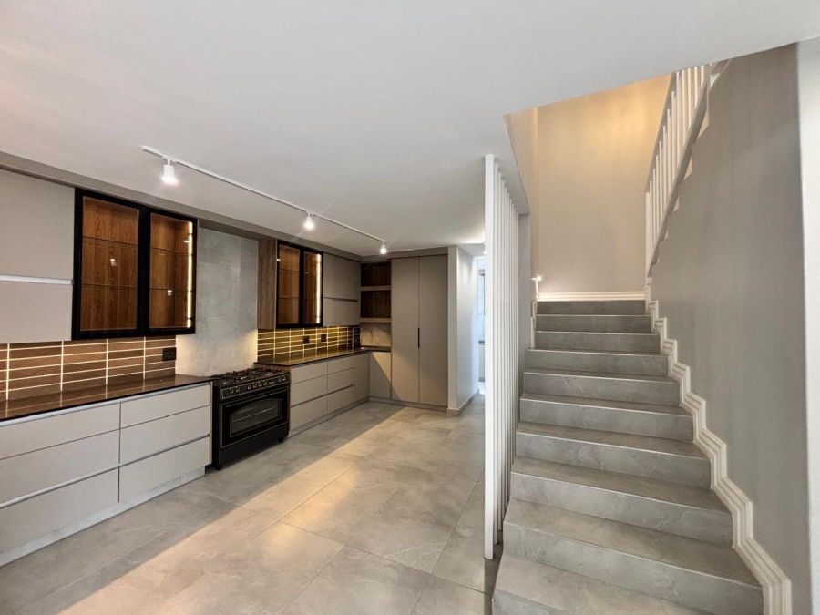 4 Bedroom Property for Sale in Grimbeeck Park North West